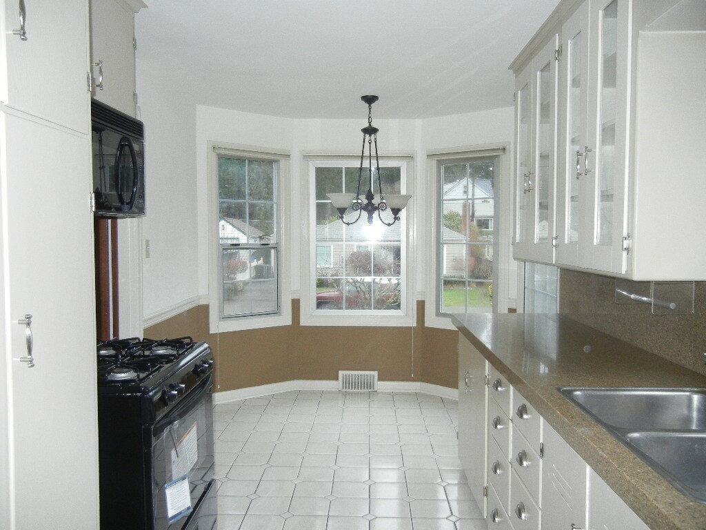 Property Photo: 136 Contra Costa Ave WA 98466