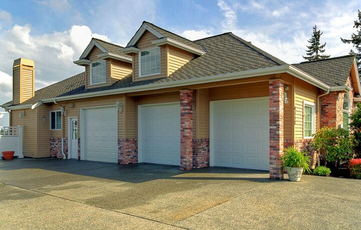 Property Photo:  4113 D Ct  WA 98221 