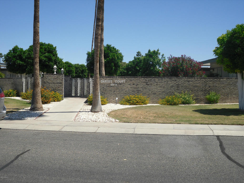 Property Photo: 10060 W Royal Oak Road L AZ 85351