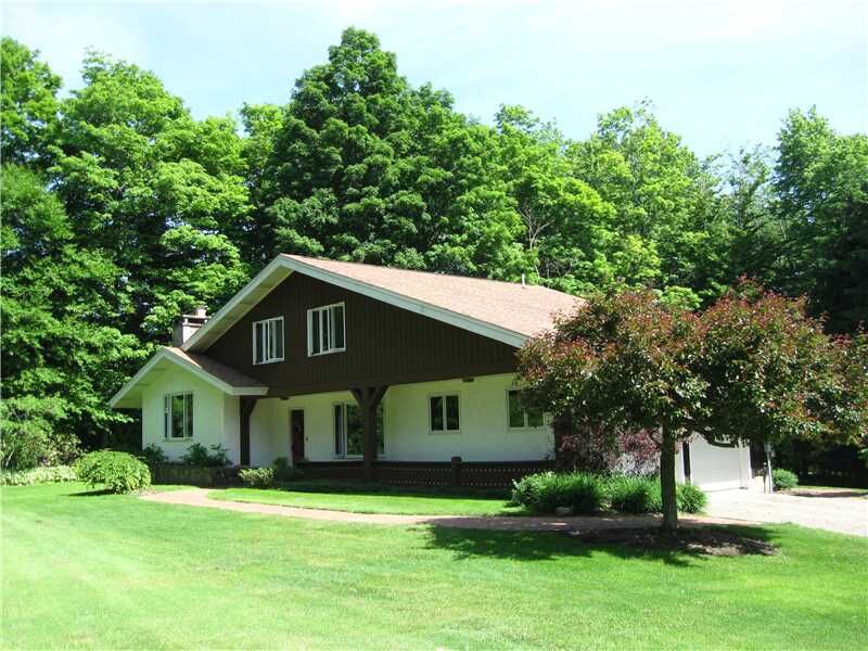 Property Photo:  4595 Jane Lane  PA 16510 