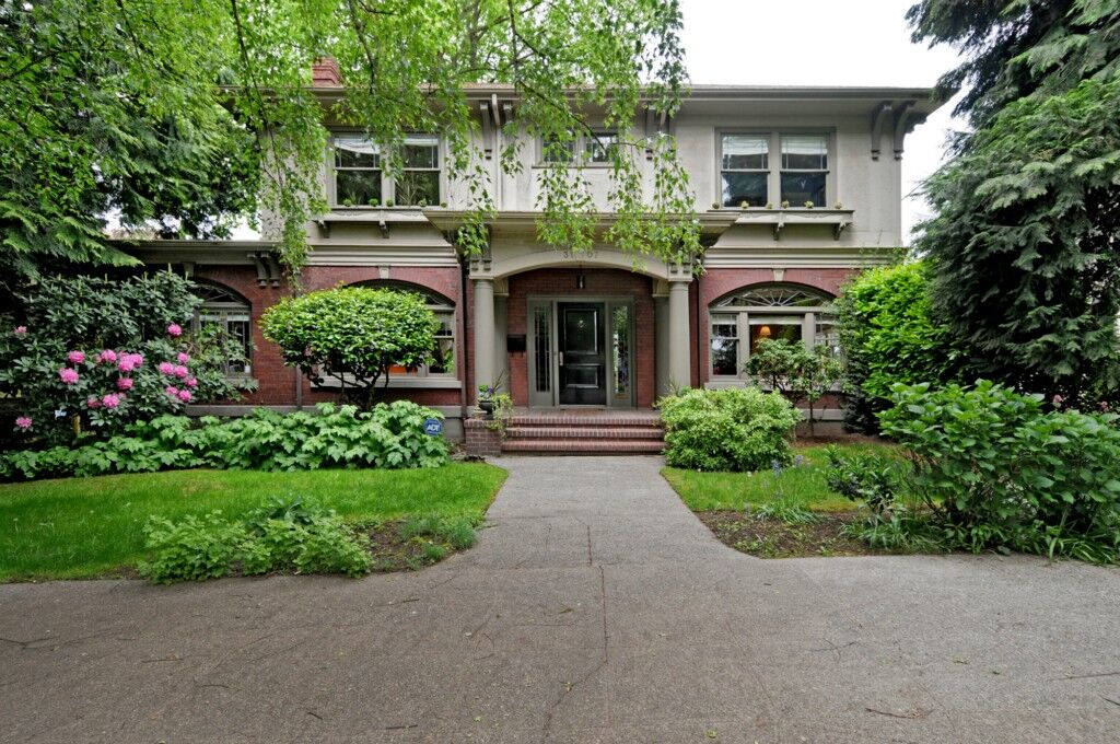 Property Photo: 3107 37th Place S WA 98144