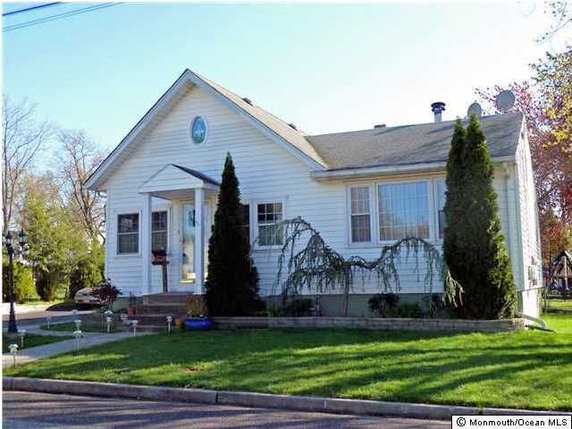 Property Photo:  407 Hawthorne Street  NJ 07735 