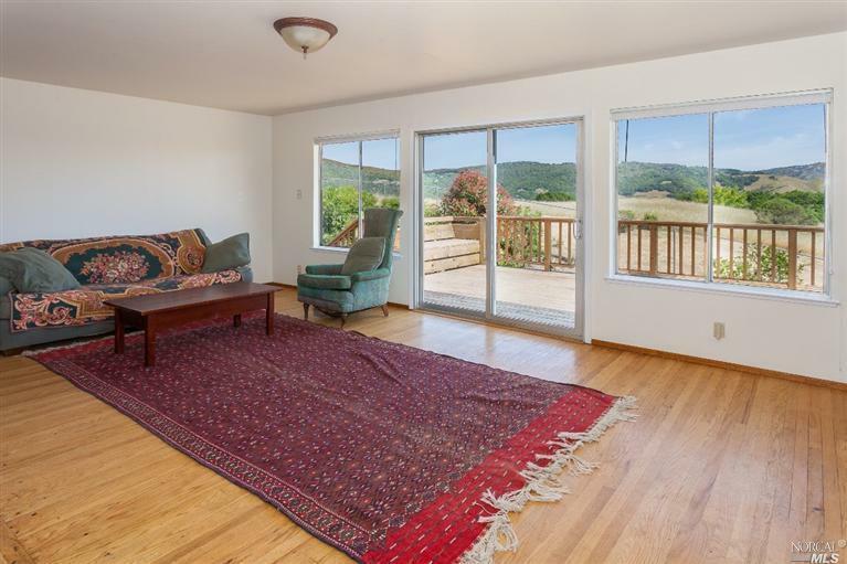 Property Photo:  37 Manor View Drive  CA 94930 