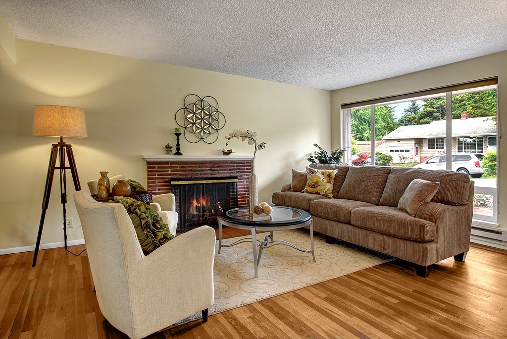 Property Photo:  3843 NE 113th St  WA 98125 
