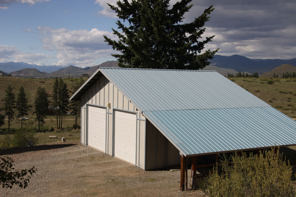 Property Photo:  61 Yellowjacket Rd  WA 98856 