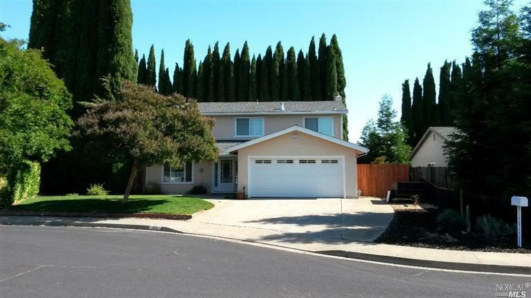 Property Photo: 510 Moss Court CA 95687