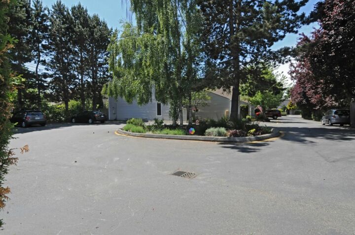 Property Photo: 19220 15th Ave NW 9220 WA 98177