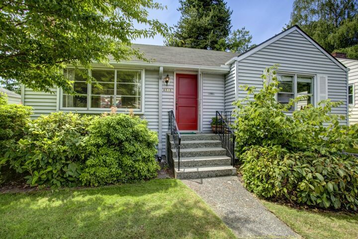 6515 43rd Ave NE  Seattle WA 98115 photo