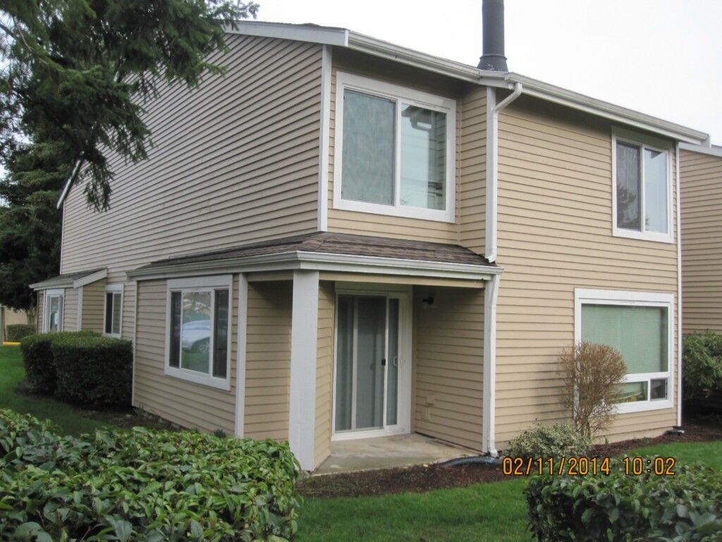 Property Photo:  1215 S 237th Lane 1302  WA 98198 