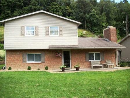 Property Photo:  2225 Rock Haven Road  OH 43055 