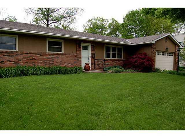 Property Photo:  4415 Stinson Drive W  OH 43214 