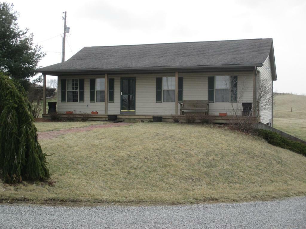 Property Photo:  6057 Cincinnati Zanesville NE Road  OH 43130 