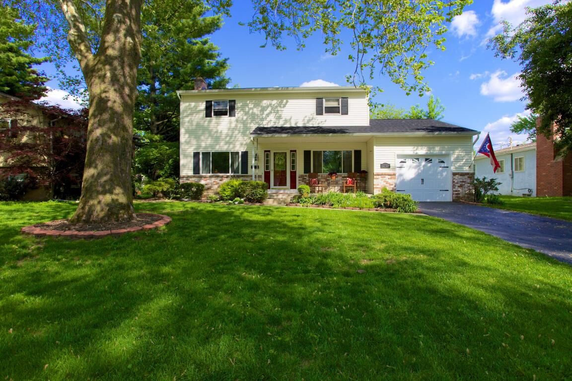Property Photo: 262 Rocky Fork Drive OH 43230