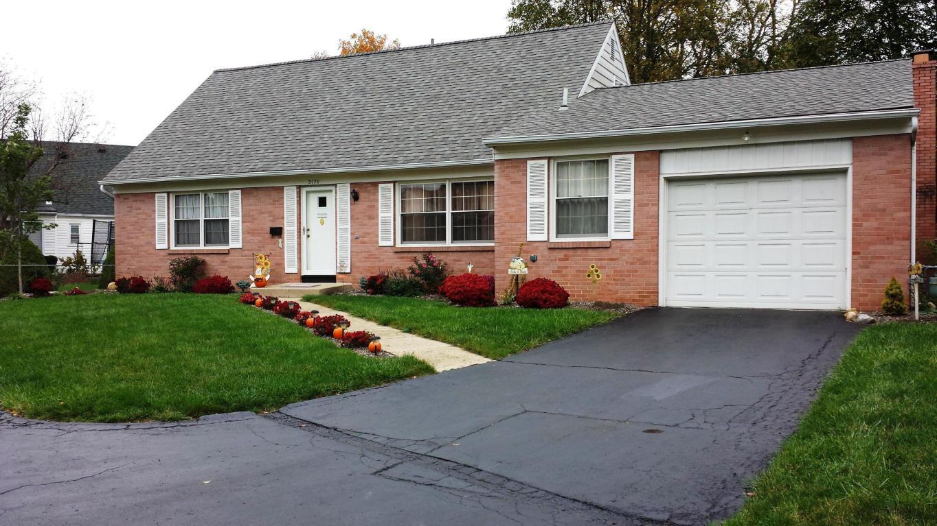 Property Photo: 3170 Anna Avenue OH 43123
