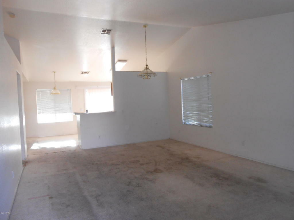 Property Photo:  1276 S Valley Drive  AZ 85120 