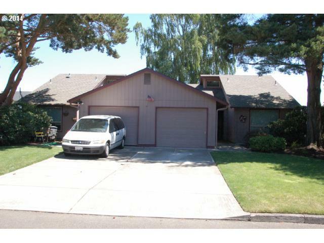 Property Photo: 721 SE Olympia Dr WA 98683
