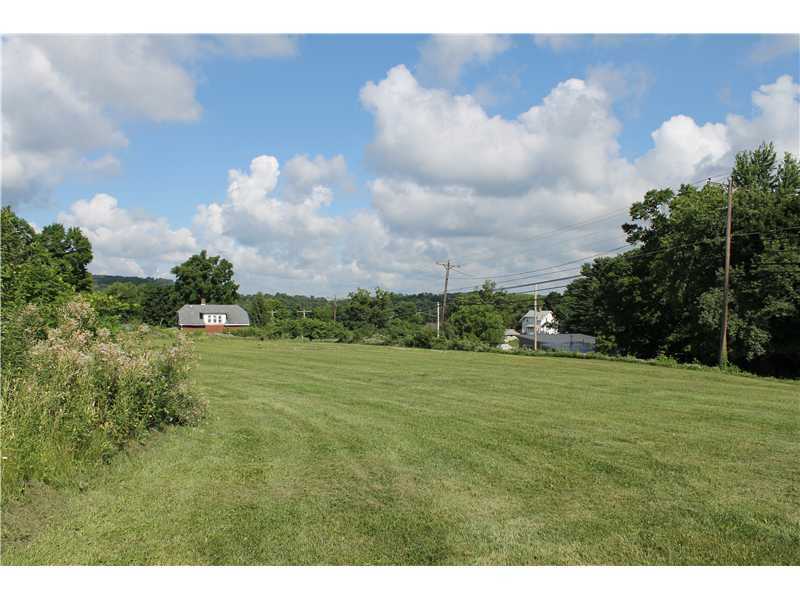 Property Photo: 1015 Old Zelienople PA 16117