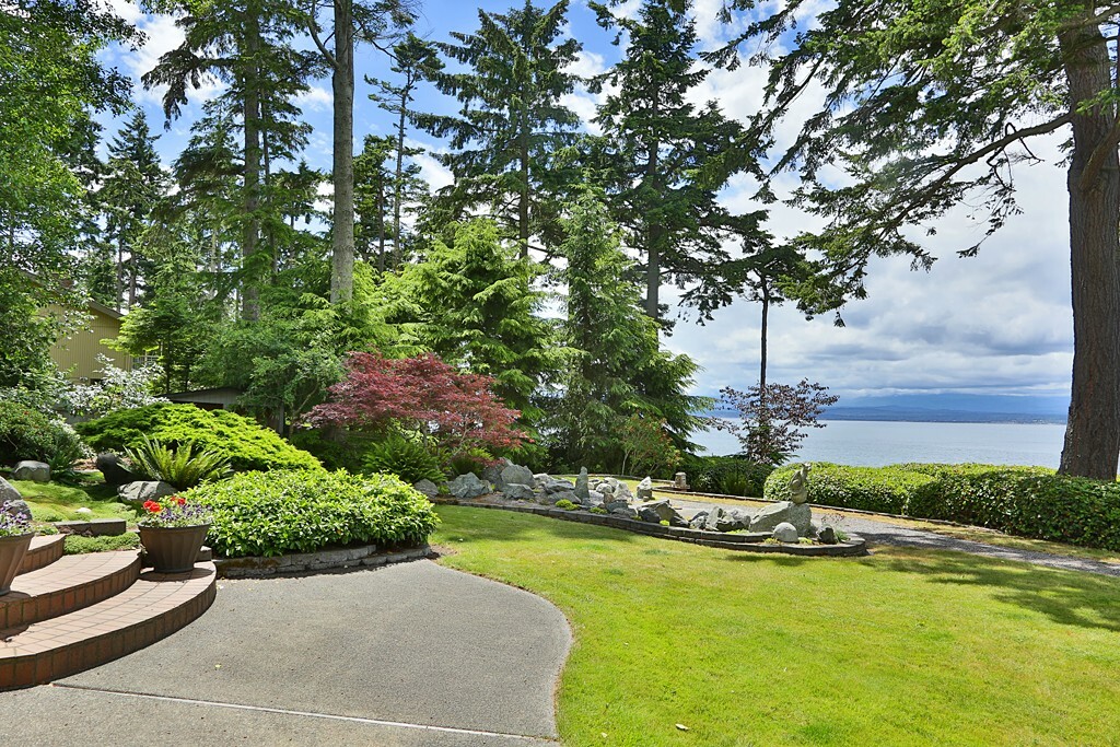 Property Photo:  3136 Spahr Rd  WA 98253 