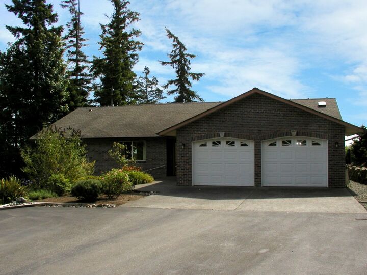 Property Photo: 1518 Potlatch Beach Road WA 98271