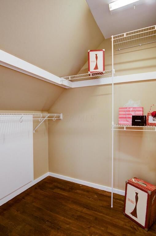 Property Photo:  2254 McCoy Road  OH 43220 