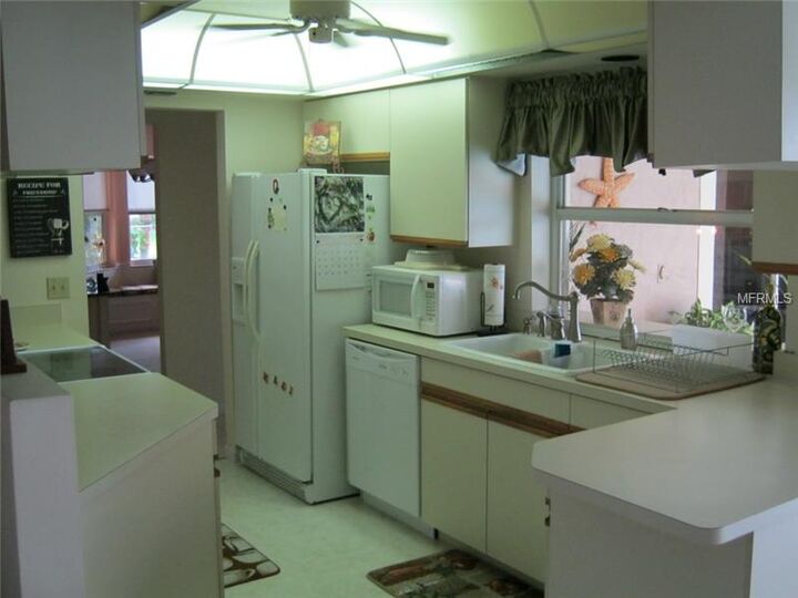 Property Photo: 3158 Willow Springs Circle FL 34293