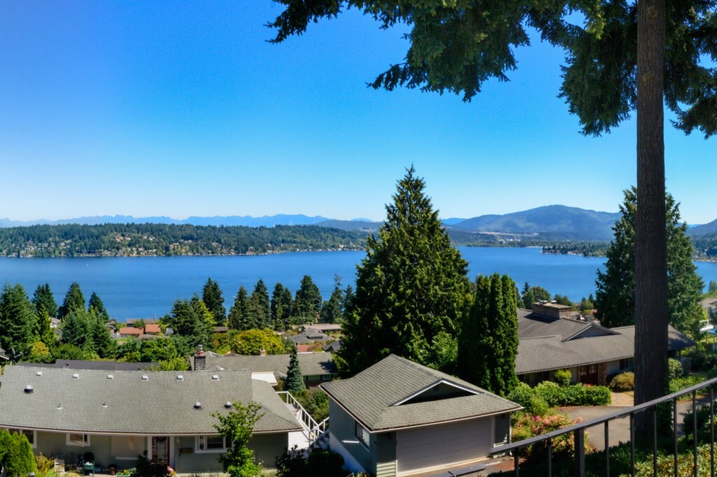 Property Photo: 2640 168th Ave SE WA 98008