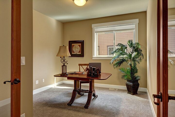 Property Photo:  7027 126th Ave NE  WA 98033 