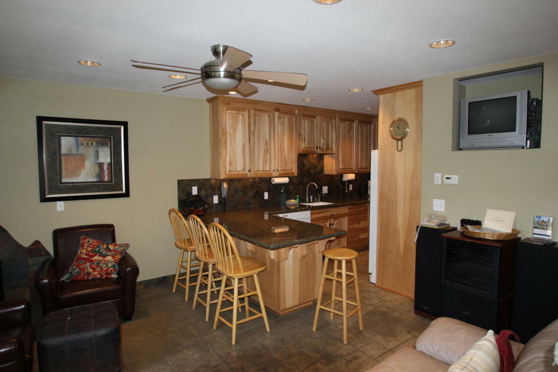 Property Photo:  280 S 3rd Ave 24  ID 83340 