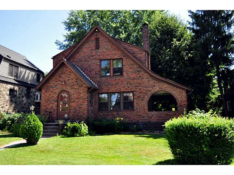Property Photo:  1514 Maple Ave  PA 15147 