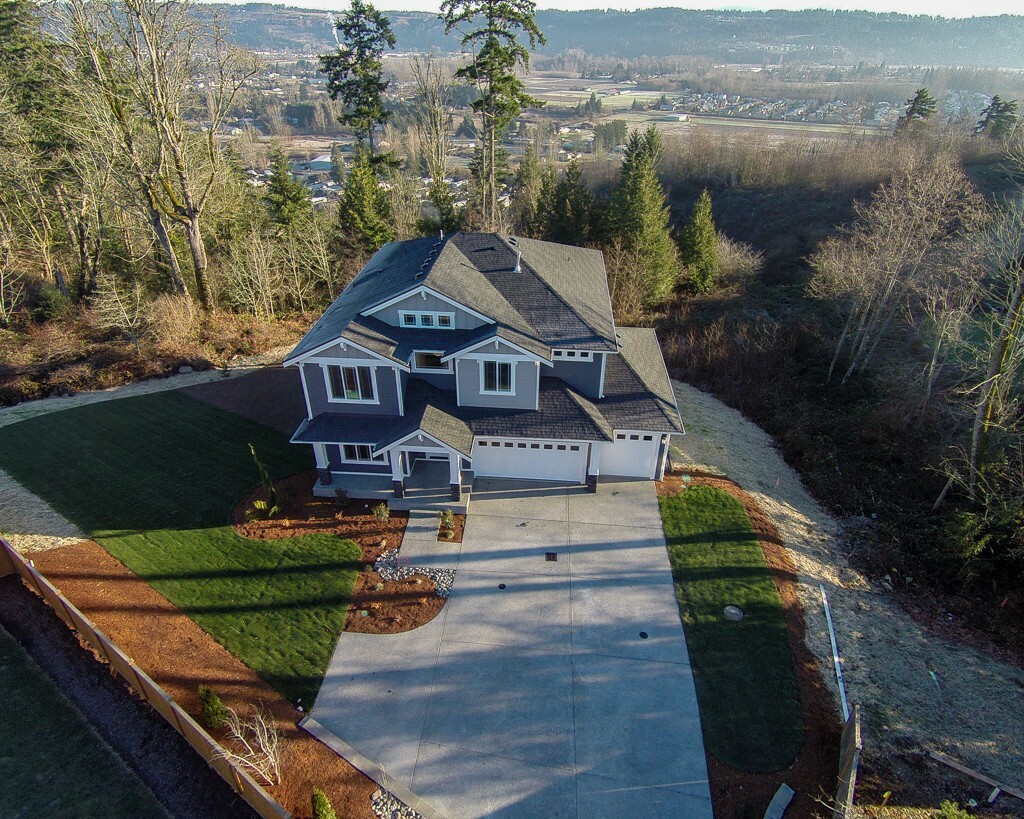 Property Photo:  4029 Highlands Blvd  WA 98372 