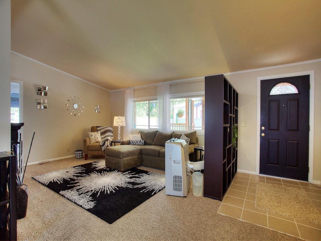 Property Photo: 18307 85th Av Ct E WA 98375