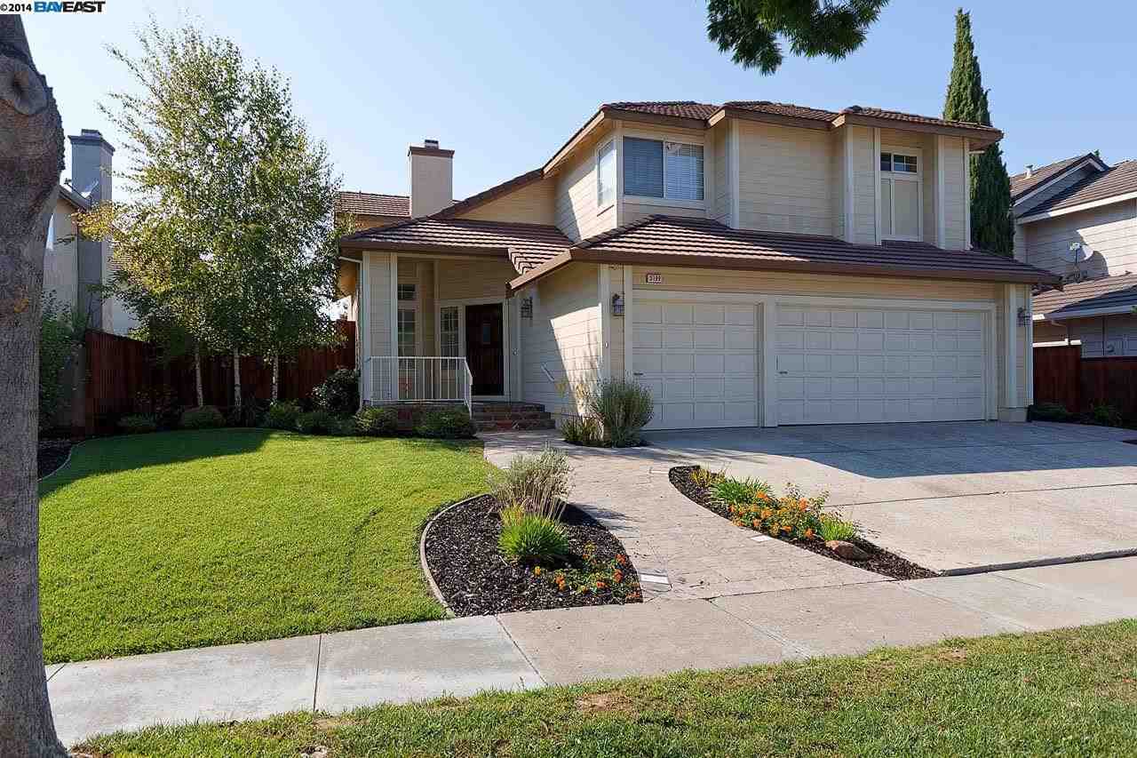 Property Photo:  3199 Alpine Dr  CA 94555-1302 