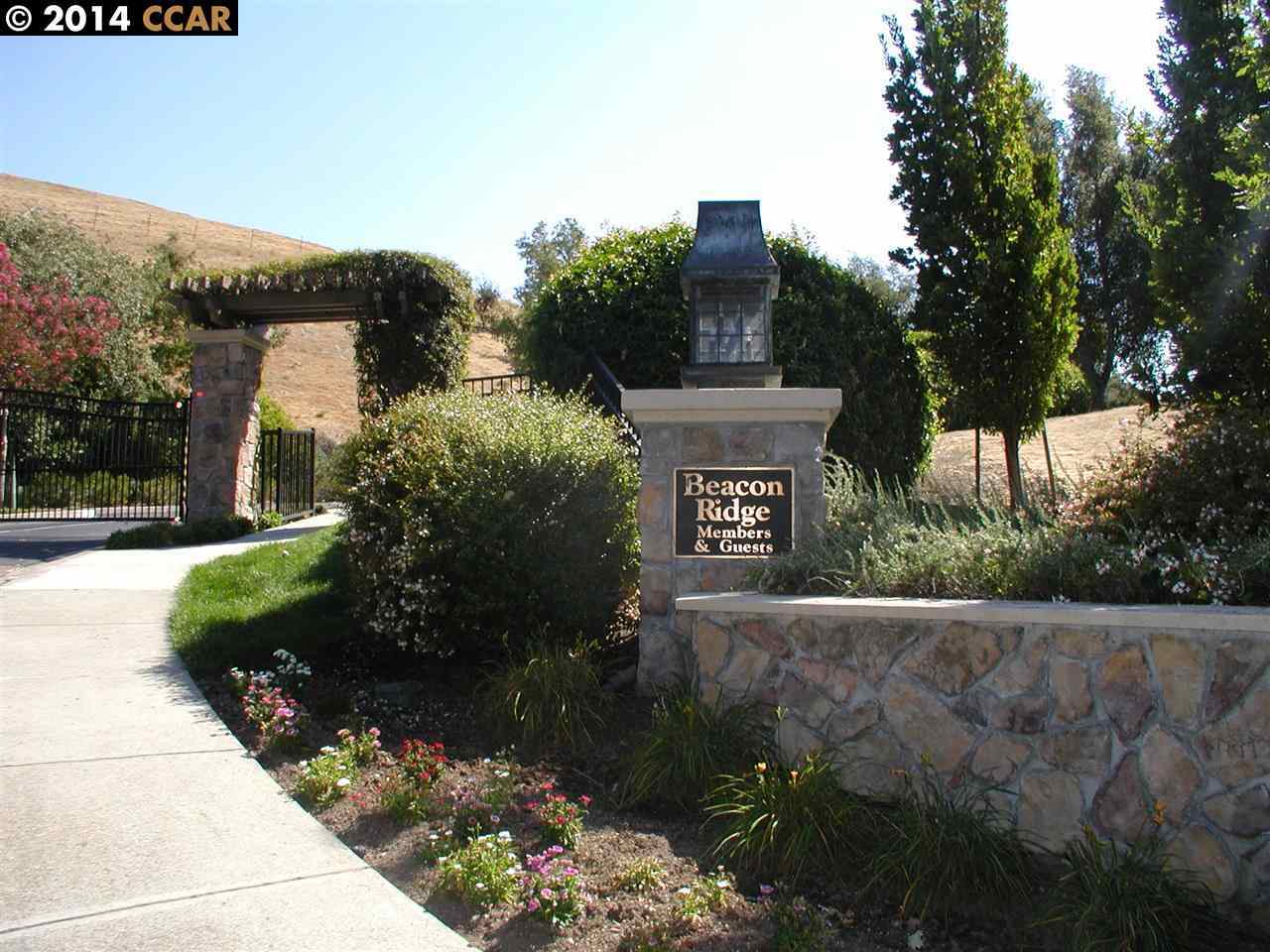 Property Photo:  1871 Lamplight Ct  CA 94597-2958 