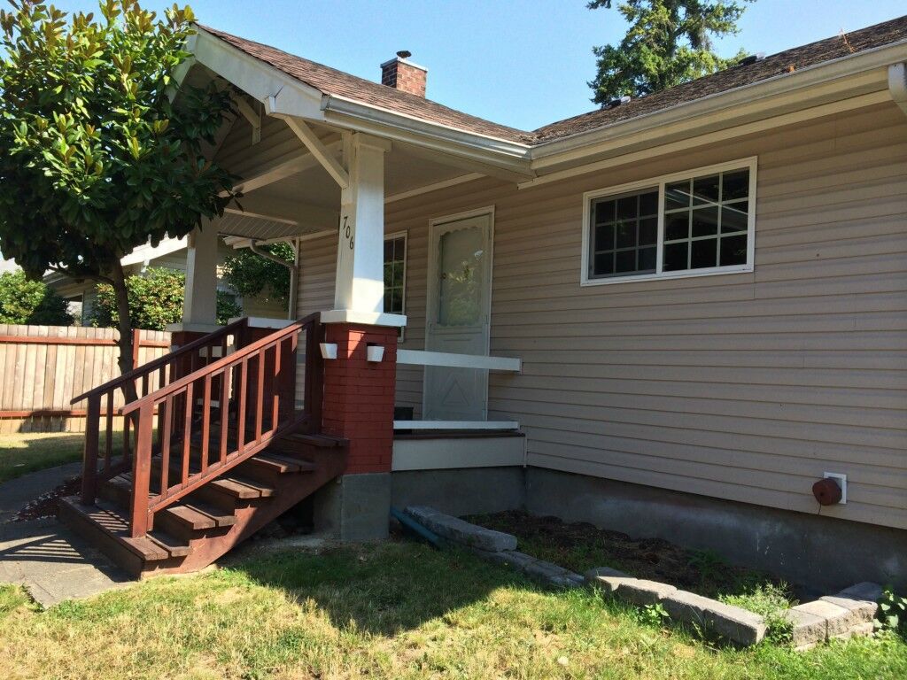 Property Photo:  706 S 48th  WA 98408 