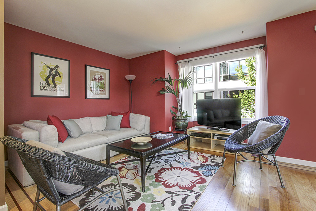 Property Photo: 824 NW 51st St WA 98107