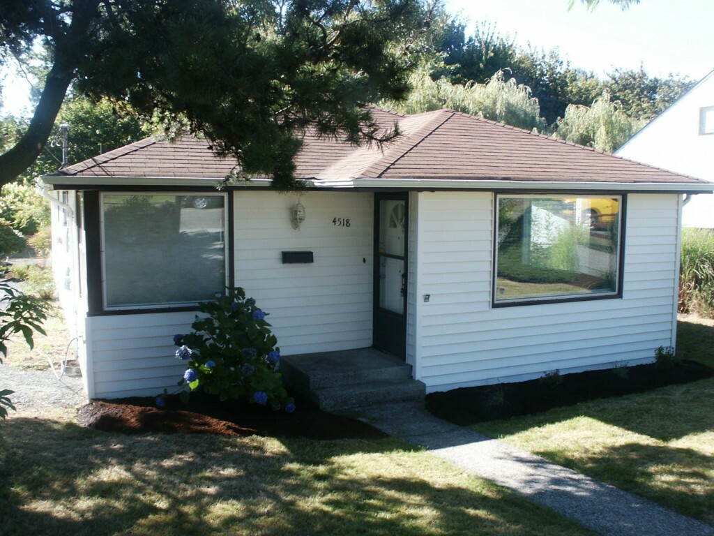 Property Photo:  4518 E E St  WA 98404 