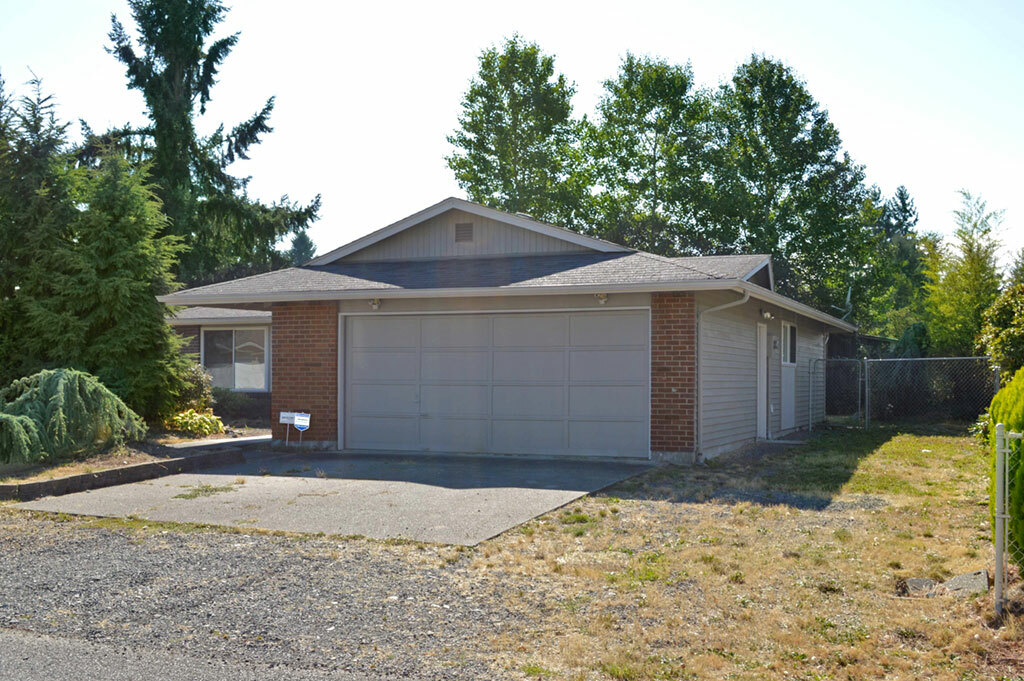 Property Photo:  17302 5th Av Ct E  WA 98387 