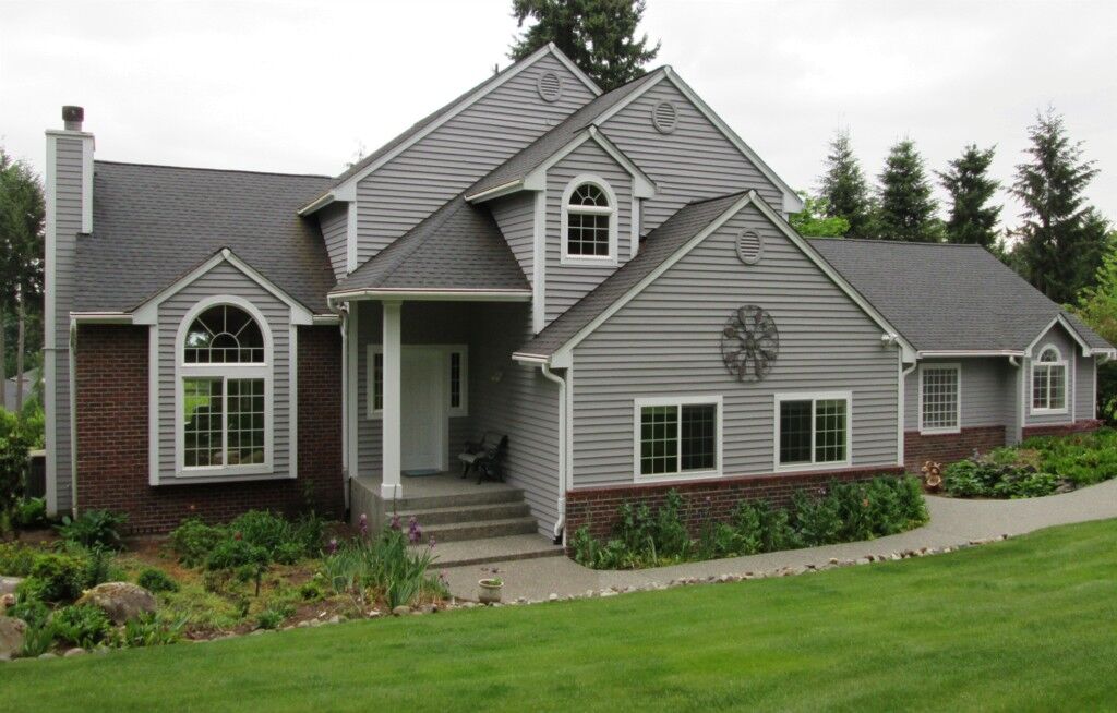 Property Photo: 1115 Island Boulevard Fi WA 98333