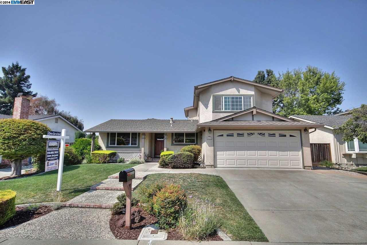 Property Photo:  2719 Killdeer Ct  CA 94587-3137 