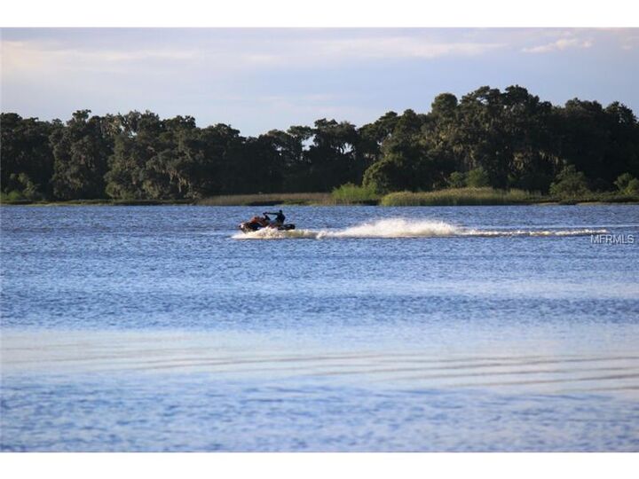 Property Photo:  1420 Emerald Drive  FL 34744 