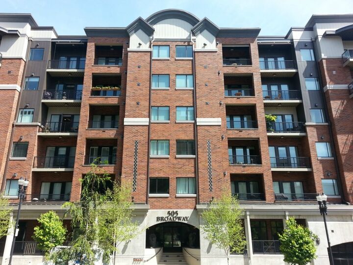 Property Photo: 505 Broadway 401 WA 98402