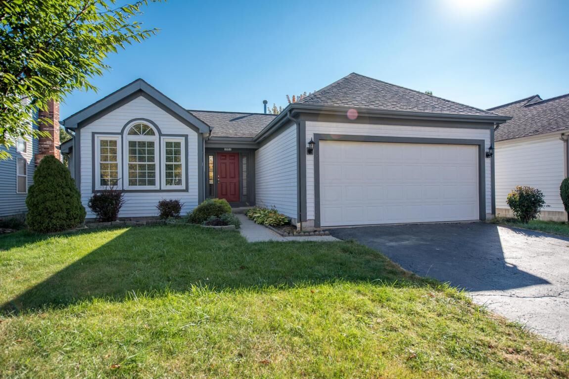 Property Photo: 5964 McIntyre Drive OH 43016