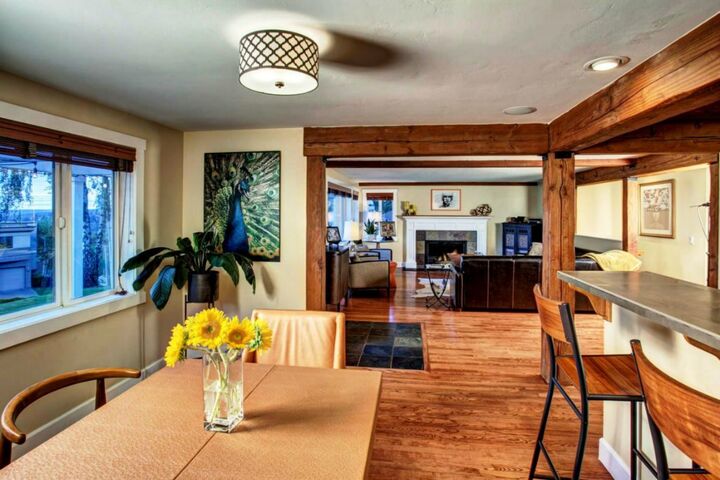 Property Photo:  7624 115th Place NE  WA 98033 