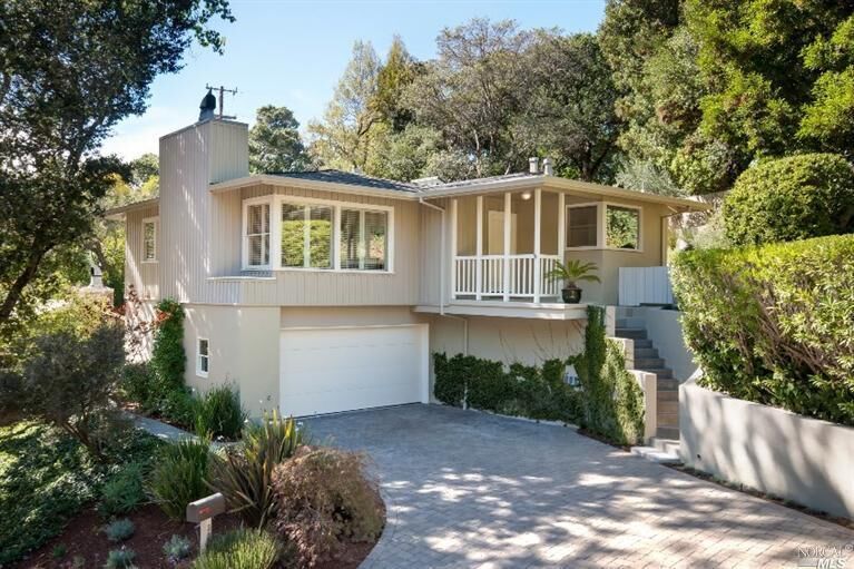Property Photo: 334 Los Cerros Drive CA 94904