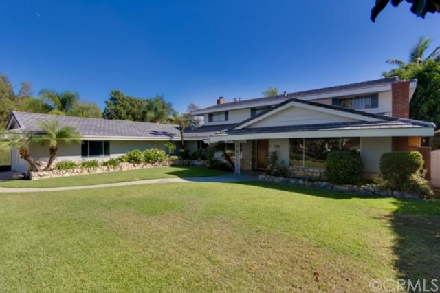 Property Photo: 8475 La Vela Avenue CA 90605
