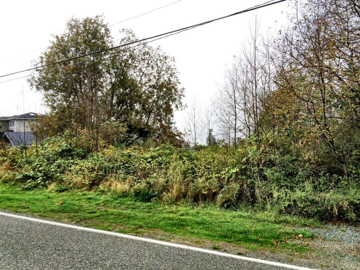 87xx Semiahmoo Dr  Blaine WA 98230 photo