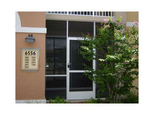 Property Photo: 6556 Emerald Dunes Drive 104 FL 33411