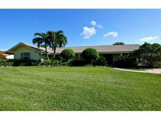 Property Photo:  812 Anchorage Drive  FL 33408 