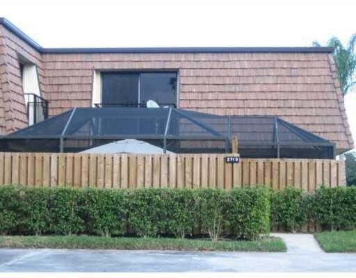 Property Photo:  2710 27th Lane  FL 33463 