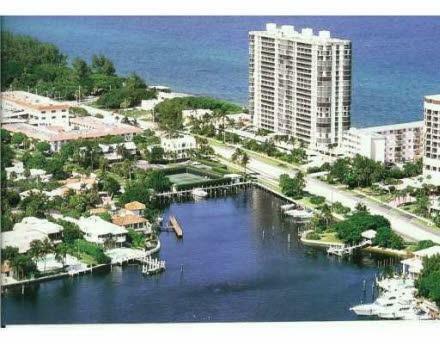 Property Photo:  250 S Ocean Boulevard 2-E  FL 33432 